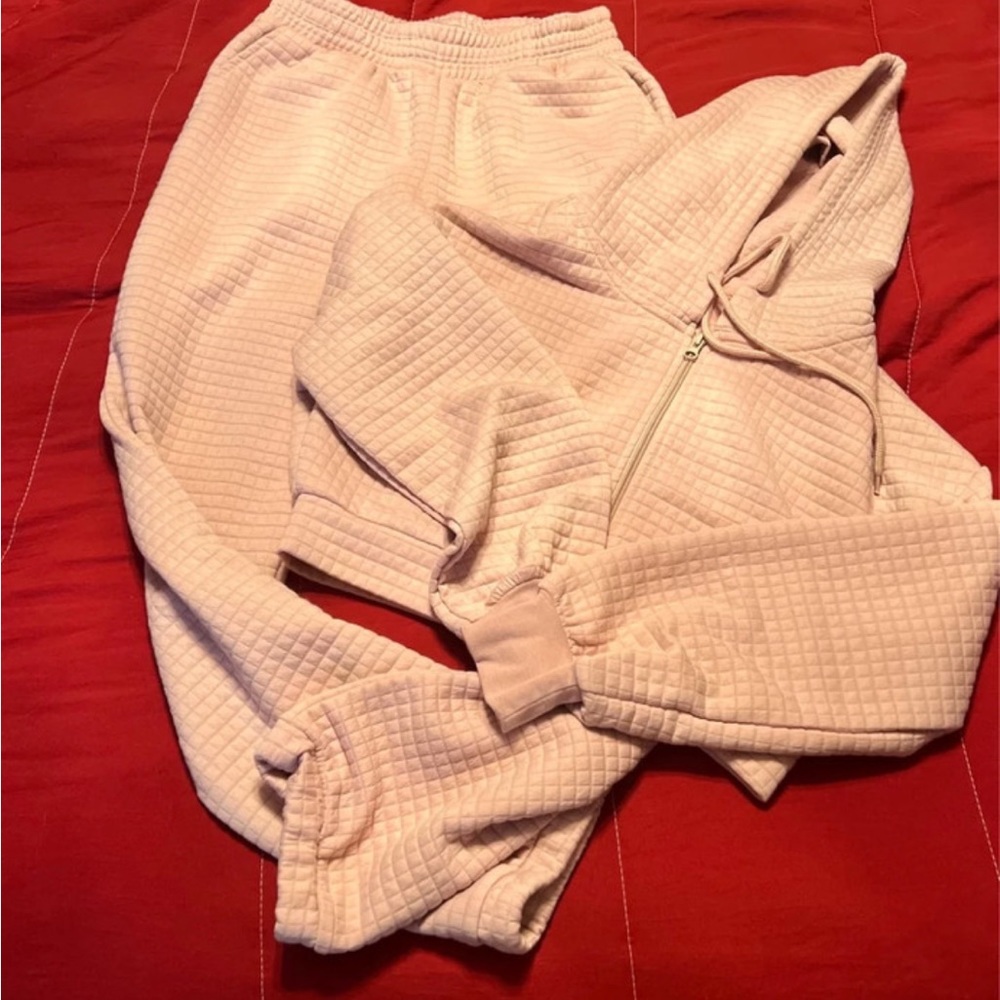 Sweatsuit